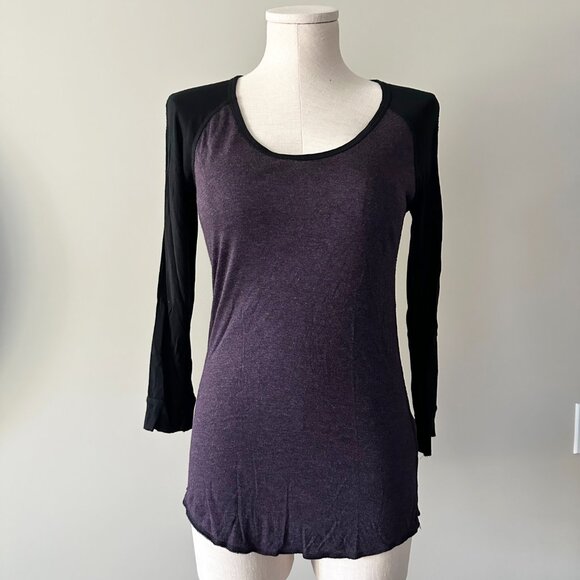 Aritzia Wilfred Free Baseball Top Womens Size Small Purple Black 3/4 Sleeve - Picture 1 of 5